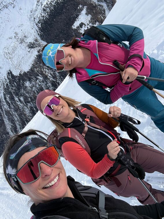 whatsapp-camp-familles-2026-zinal-1